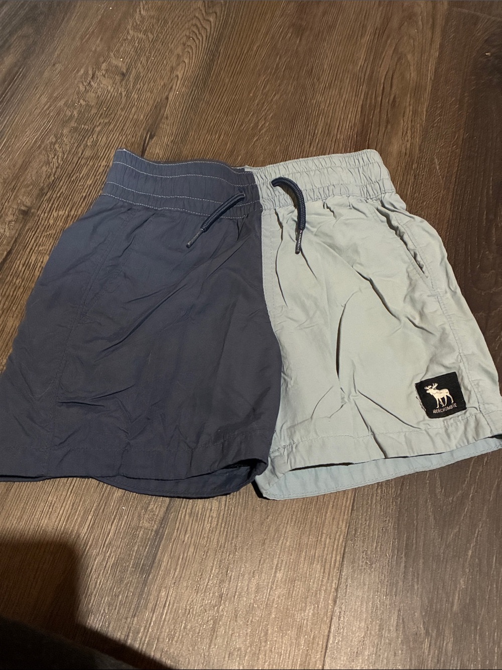 abercrombie kids navy and light gray colorblock shorts